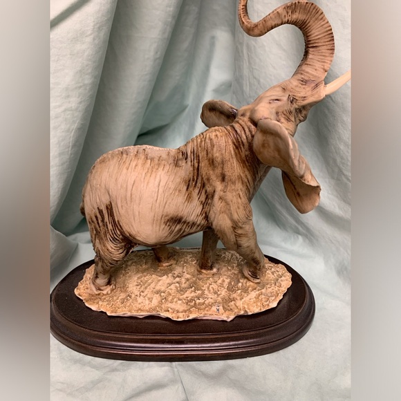 Capodimonte - Giuseppe Armani elephant - Picture 2 of 7